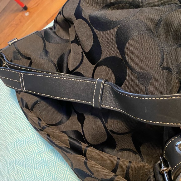バッグ COACH F15067 All Black Signature Duffle COACH Black on Black Signature Duffle with Silver Tone Hardware